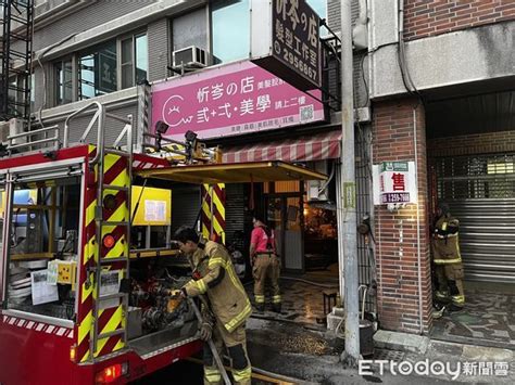 車之人|台南安平民宅火警還延燒鄰戶 大批消防人車趕往滅火 